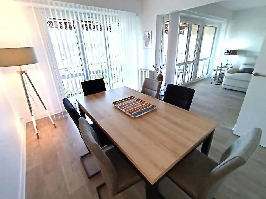 Appartement Spacieux Avec Terrasse En Plein Centre 앙글레 0*,  프랑스